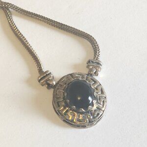 7  1/2 inches chain necklace 925 silver, black  cabochon round stone